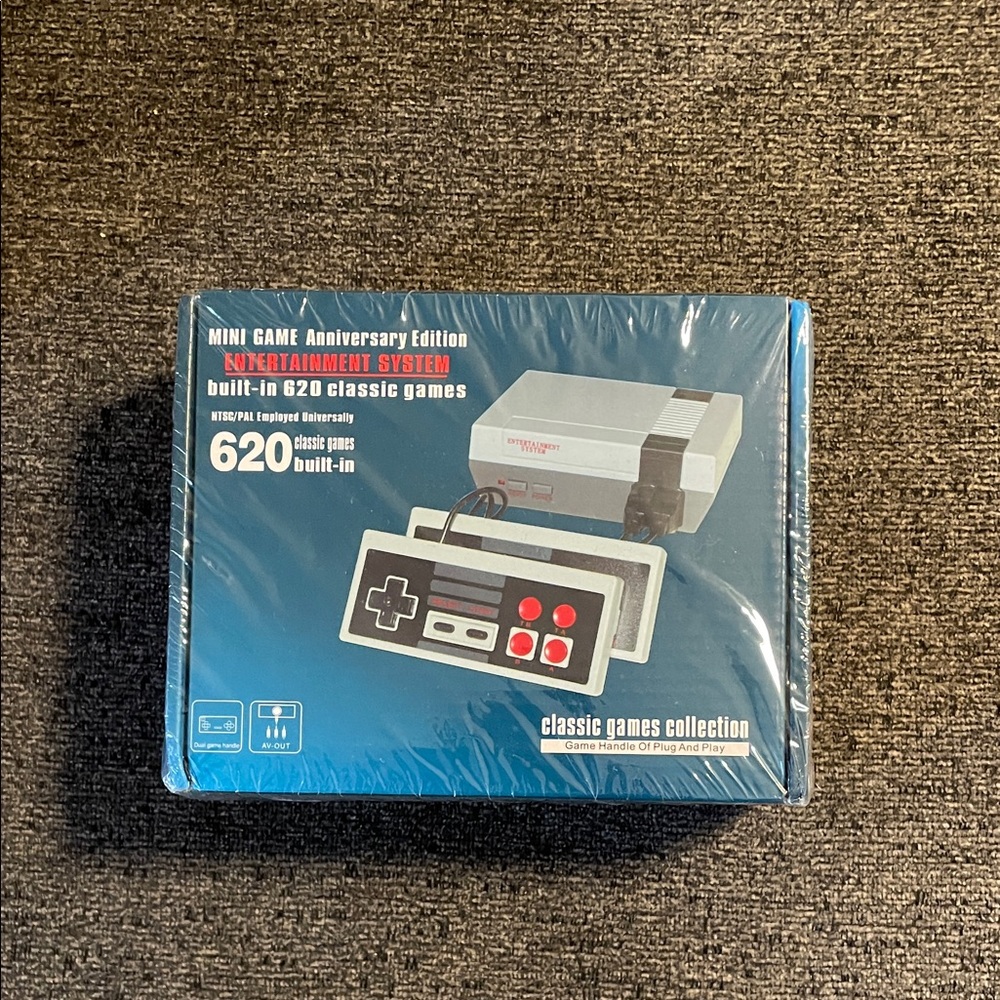 Anniversary Edition Mini Game Console with 620 Built-In Games - Gray/Black